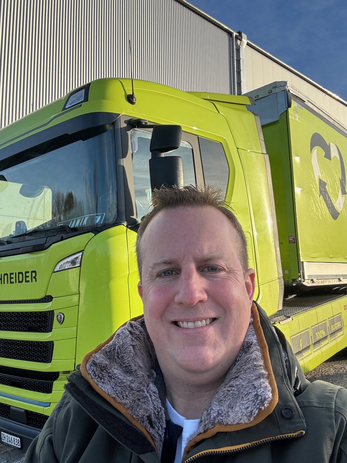 Rico Sommerhalder, CEO of Schneider Umweltservice, showcases the company&rsquo;s commitment to resource-efficient waste management with its electric fleet.